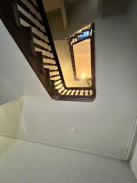 Building Photo - 1310 Eutaw Pl