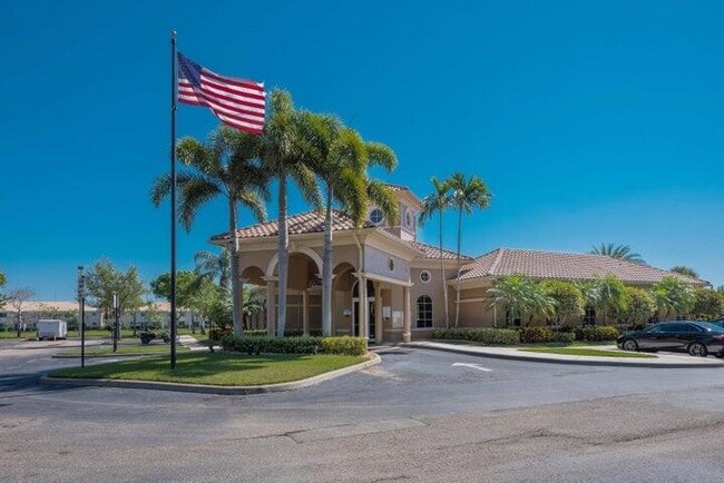 Building Photo - 3500 Briar Bay Blvd