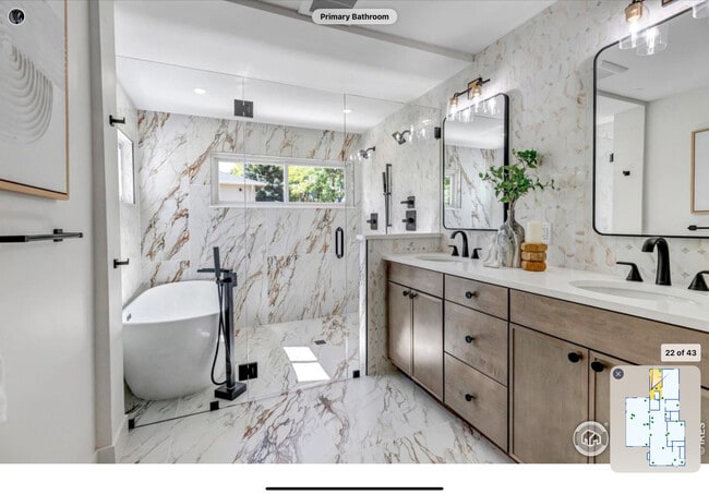 Building Photo - 2357 Grove St