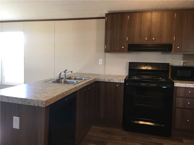 Building Photo - 2149 Hermosa Dr