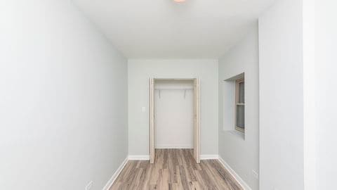 Building Photo - 6136 N Mozart St