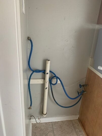 Building Photo - "Charming 3-Bed Oasis with Spacious Living in Prime Lubbock Location!"