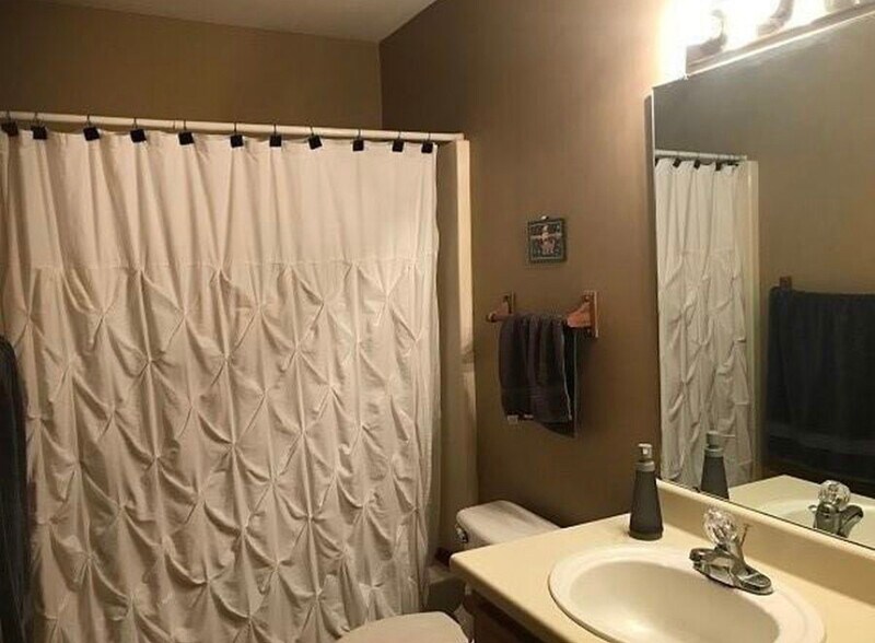 Building Photo - 4115 S Parkhill Ct