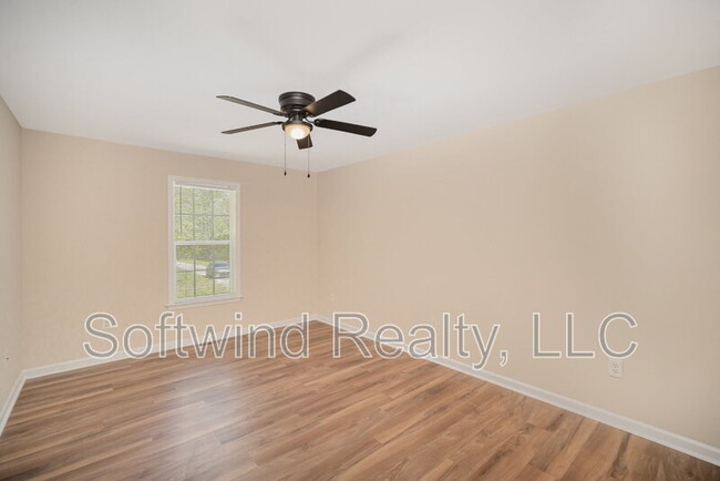 Building Photo - 5320 State Rd 49 N