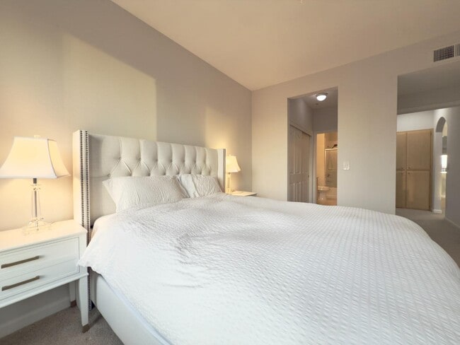 Building Photo - 801 S Winchester Blvd