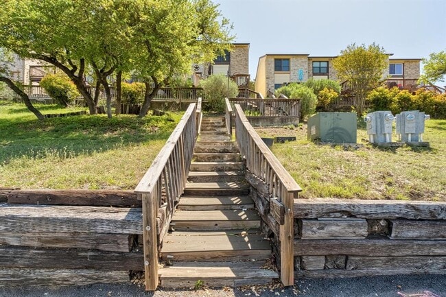 Building Photo - 21459 Coyote Trail