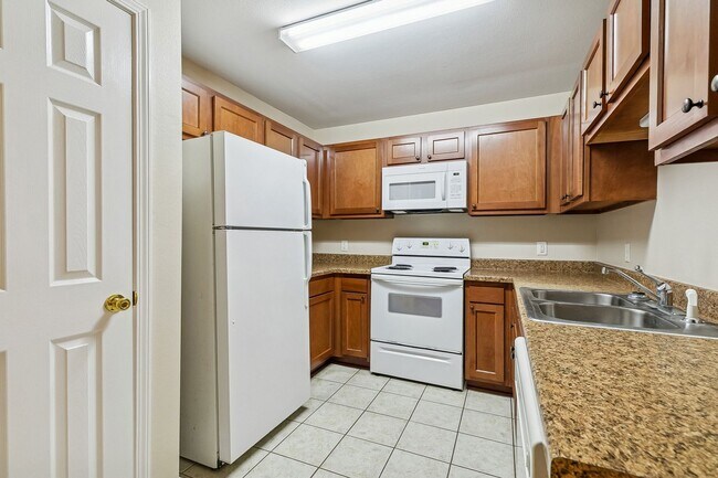 Building Photo - 103 Covington Meadow Cir