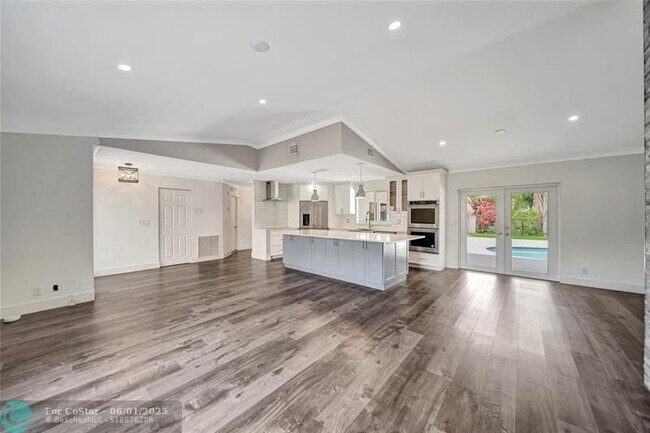 Building Photo - 6401 Crossbow Ct