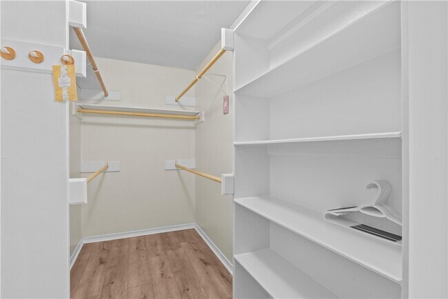 Building Photo - 6302 Penny Ln