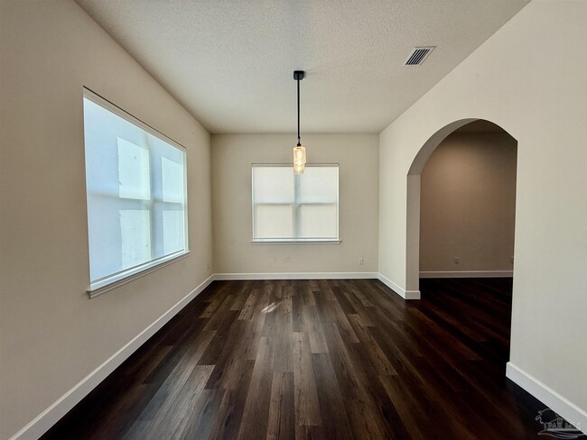 Building Photo - 4189 Soundpointe Dr