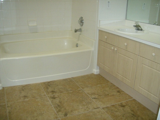 Building Photo - Weston Hills Gated Pool Community