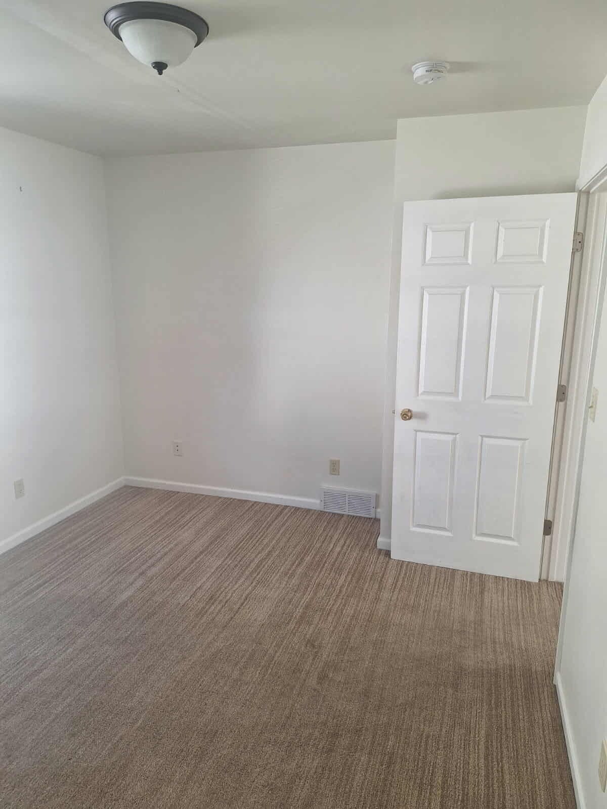 Building Photo - 1808 S 13th St