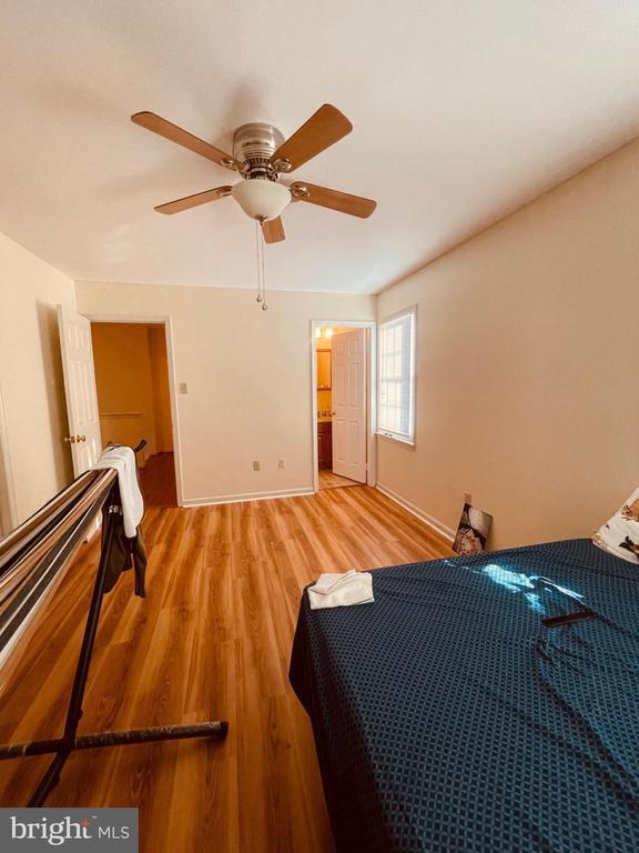 Building Photo - 404 Navaho Dr