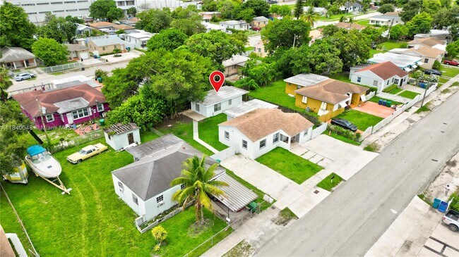Building Photo - 1036 NW 75th St