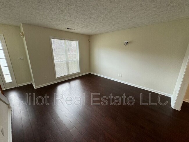 Building Photo - 5376 Sorrells Path