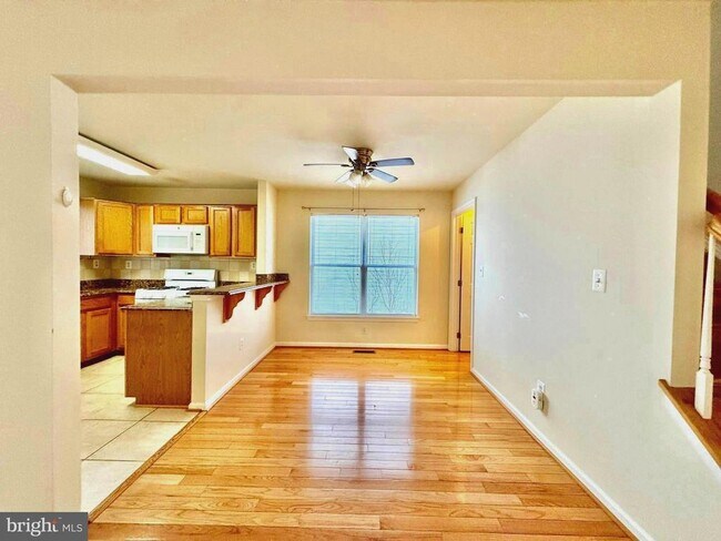 Building Photo - 22006 Stone Pier Ln