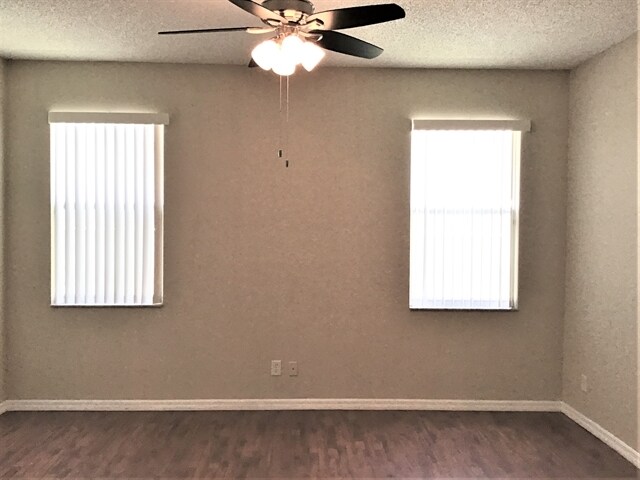 Building Photo - 5039 Adair Oak Dr