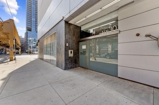 Building Photo - 630 N Franklin St