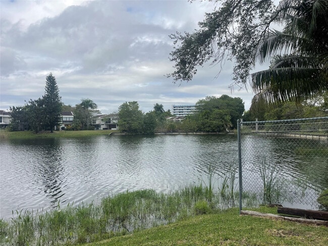 Building Photo - 3301 Spanish Moss Terrace