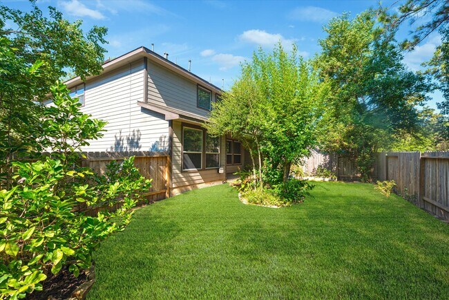 Building Photo - 14 Nestlewood Pl