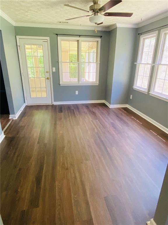 Building Photo - 106 Grayland Pl