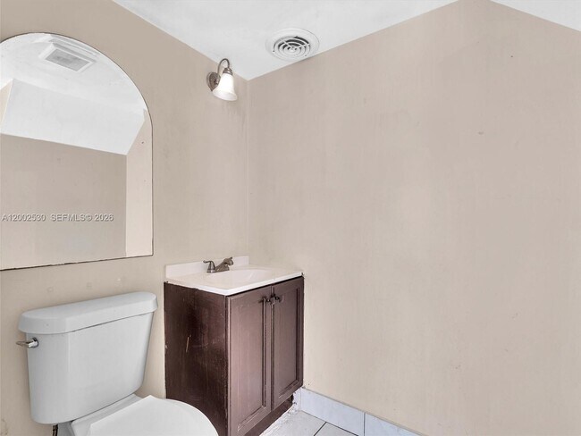 Building Photo - 5710 NW 21st St