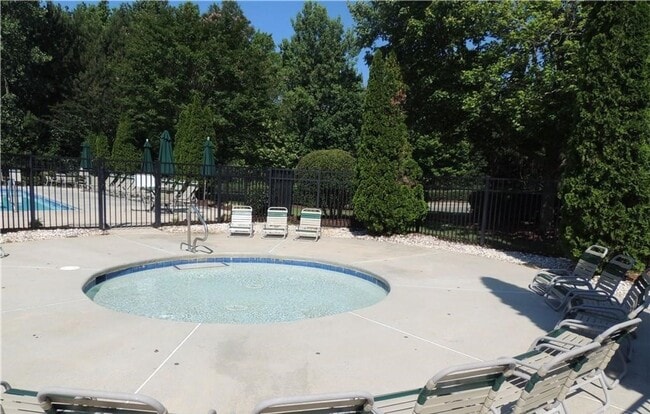 Building Photo - Beautiful 4 Bedroom, 2.5 Bath in Ballantyn...