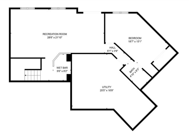Building Photo - Luxury, Privacy, and Convenience All in One!
