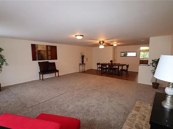 Building Photo - 1800 N Council Rd