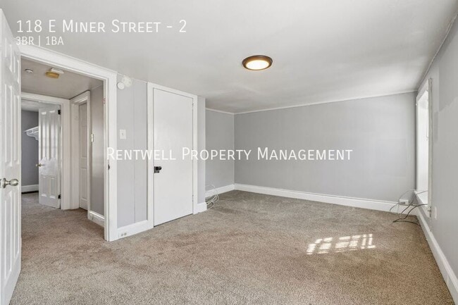 Building Photo - 118 E Miner St