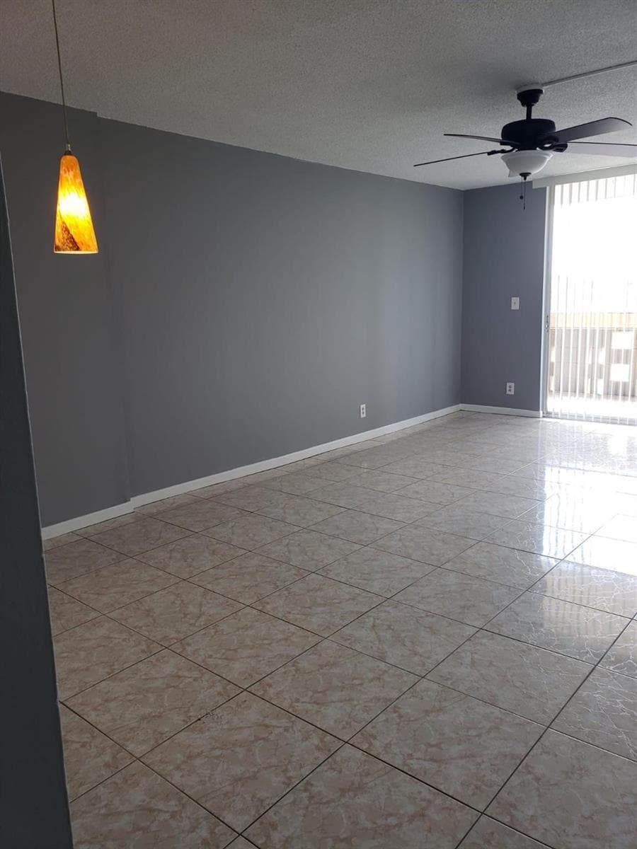 Building Photo - 406 NW 68th Ave