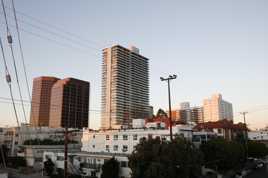 All bedroom views - 1301 S Westgate Ave