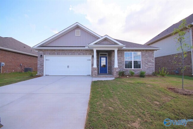 Building Photo - 104 Williams Pointe Boulevard SW