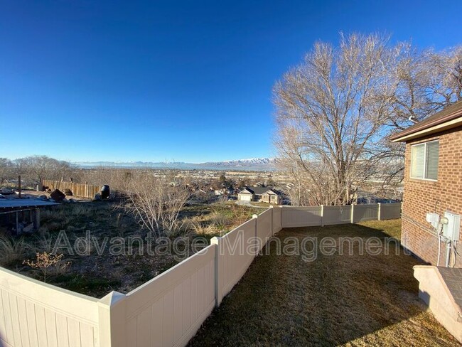 Building Photo - 30 S 980 W