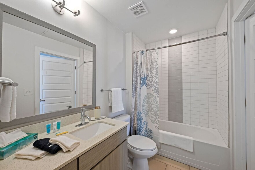 Building Photo - 28 Woolfe St