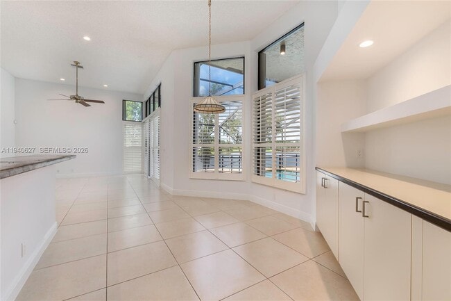 Building Photo - 1051 Woodfall Ct