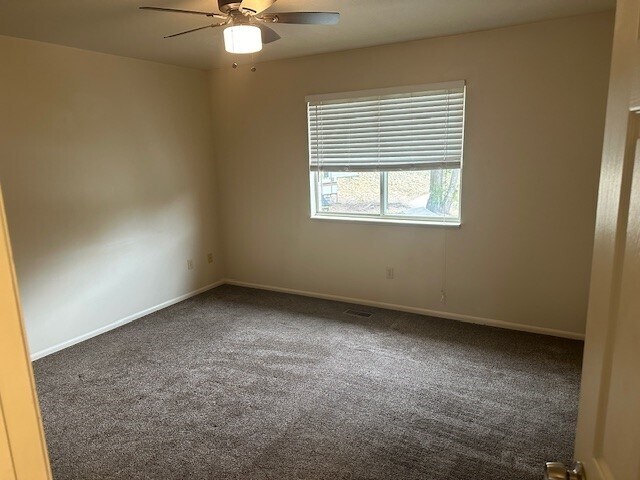 Building Photo - 2647 Deer Run Dr