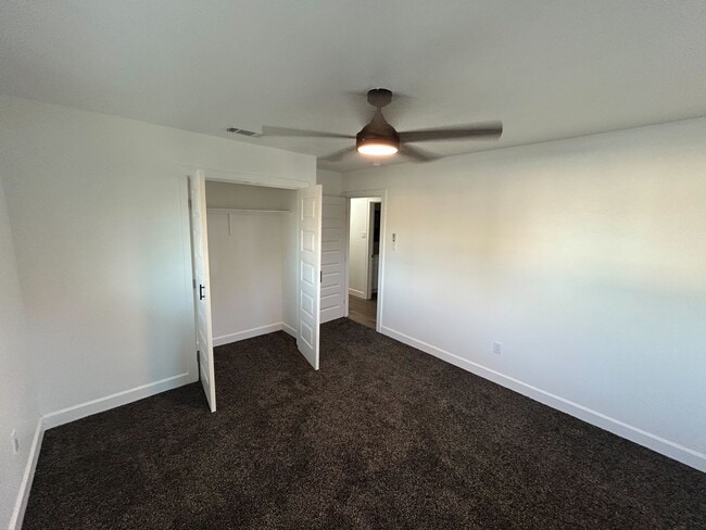 Building Photo - 2509 Larry Dr