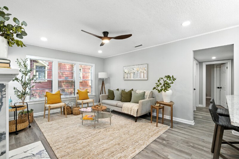 Building Photo - 2039 Dellwood Ave