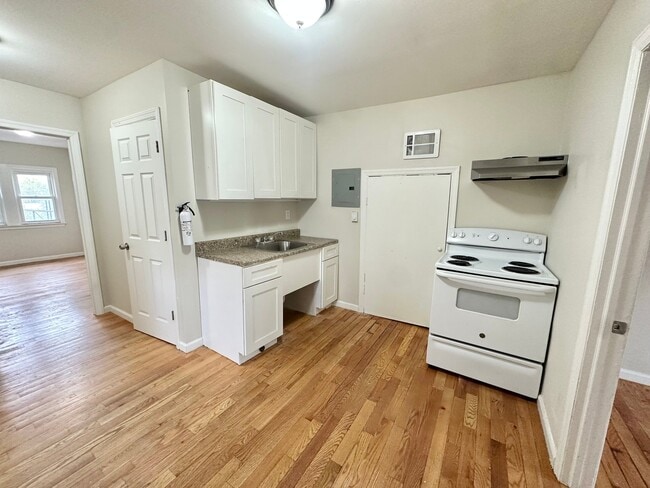 Building Photo - 86 Stuyvesant Ave.