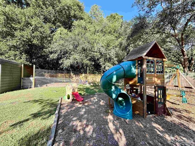Building Photo - 5899 Cedar Tree Dr
