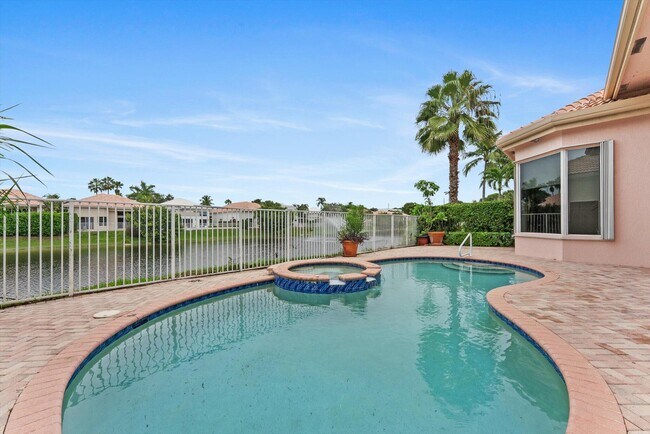 Building Photo - 7081 Mallorca Crescent
