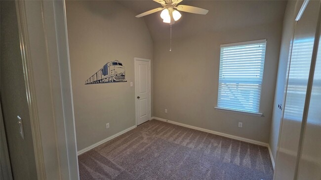 Building Photo - 142 Mayfield Dr