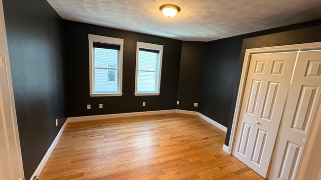Building Photo - 117 Revere St