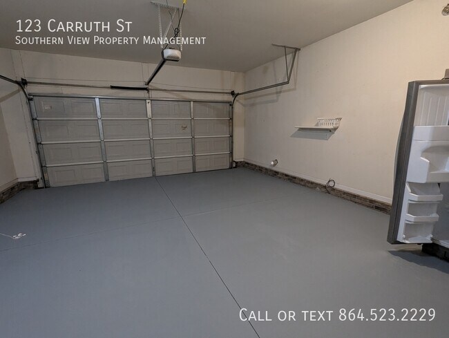 Building Photo - 123 Carruth St