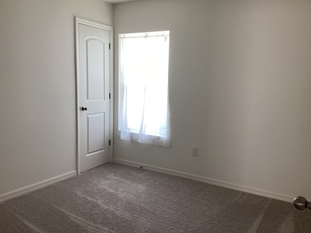 Building Photo - 3307 Hopewell Ave