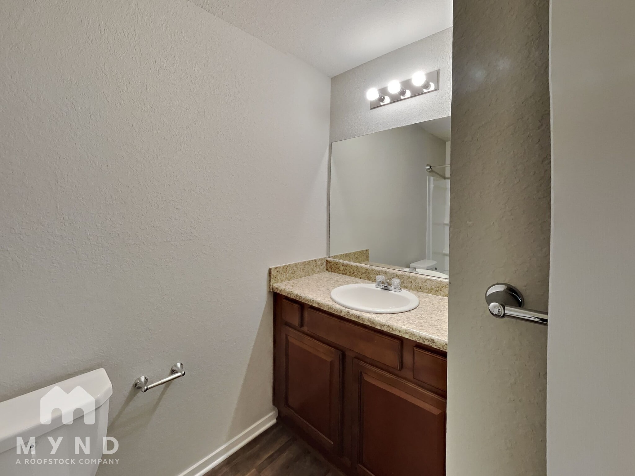 Building Photo - 307 Westwood Dr