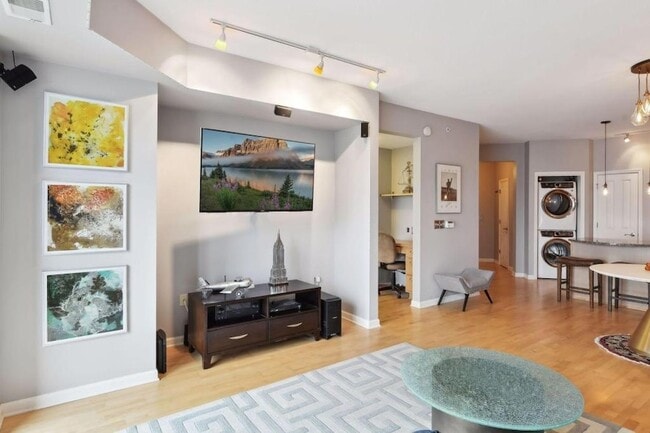 Building Photo - 500 E Grant St