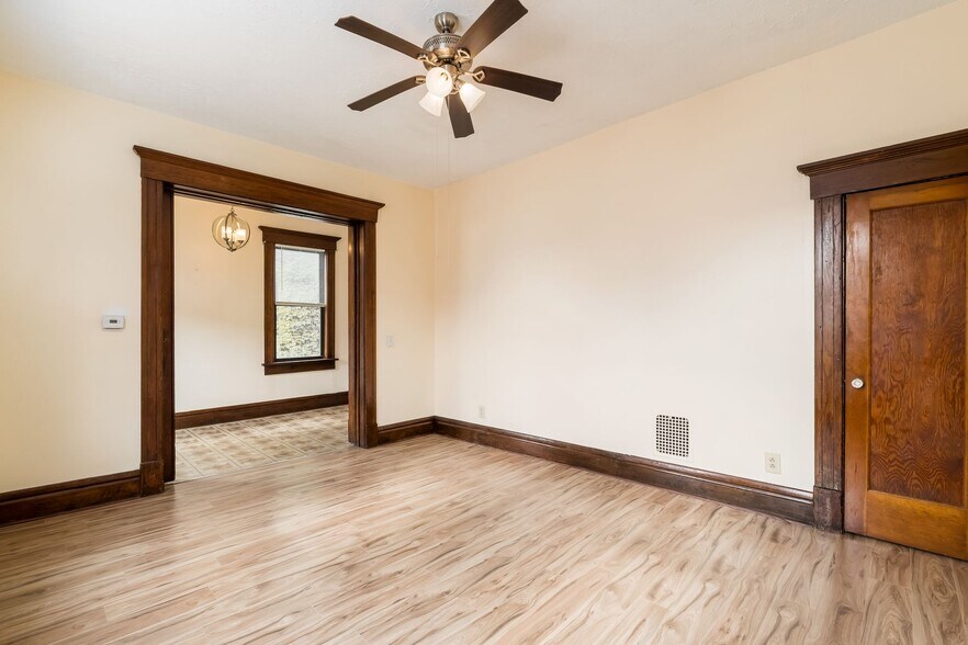 Building Photo - 277 S Champion Ave