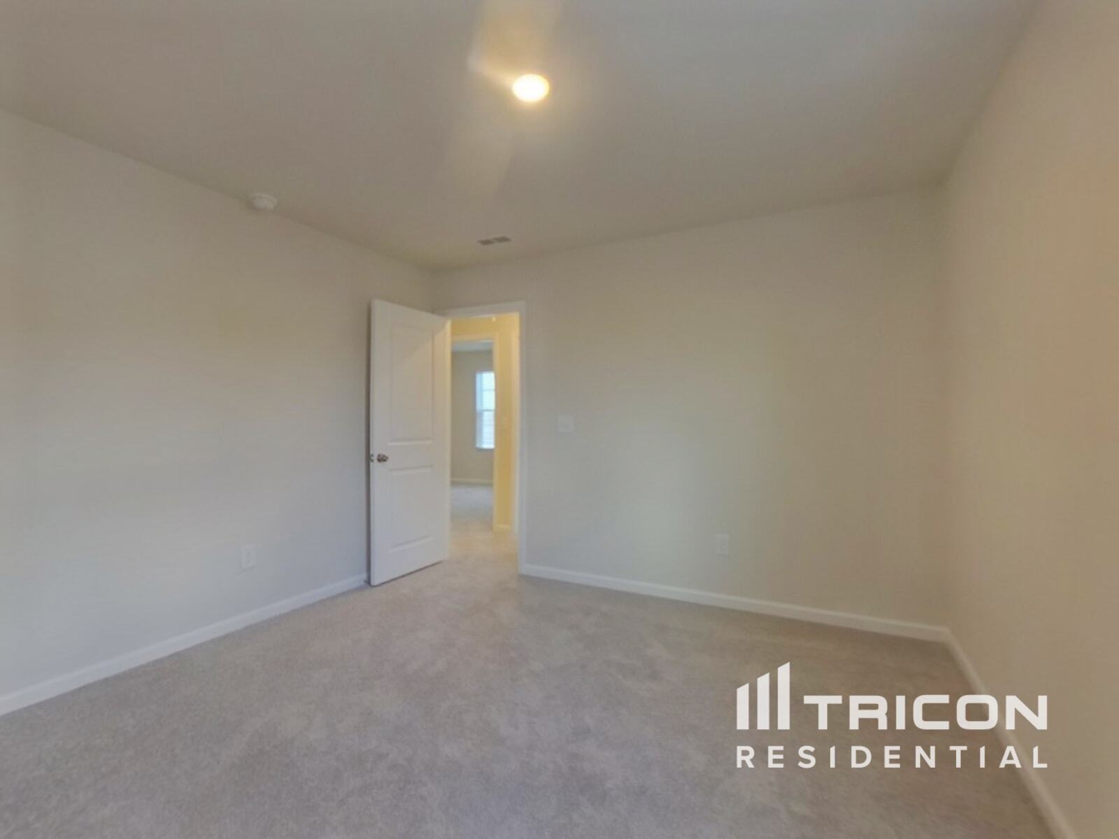 Building Photo - 3075 Whispering Willows Ct